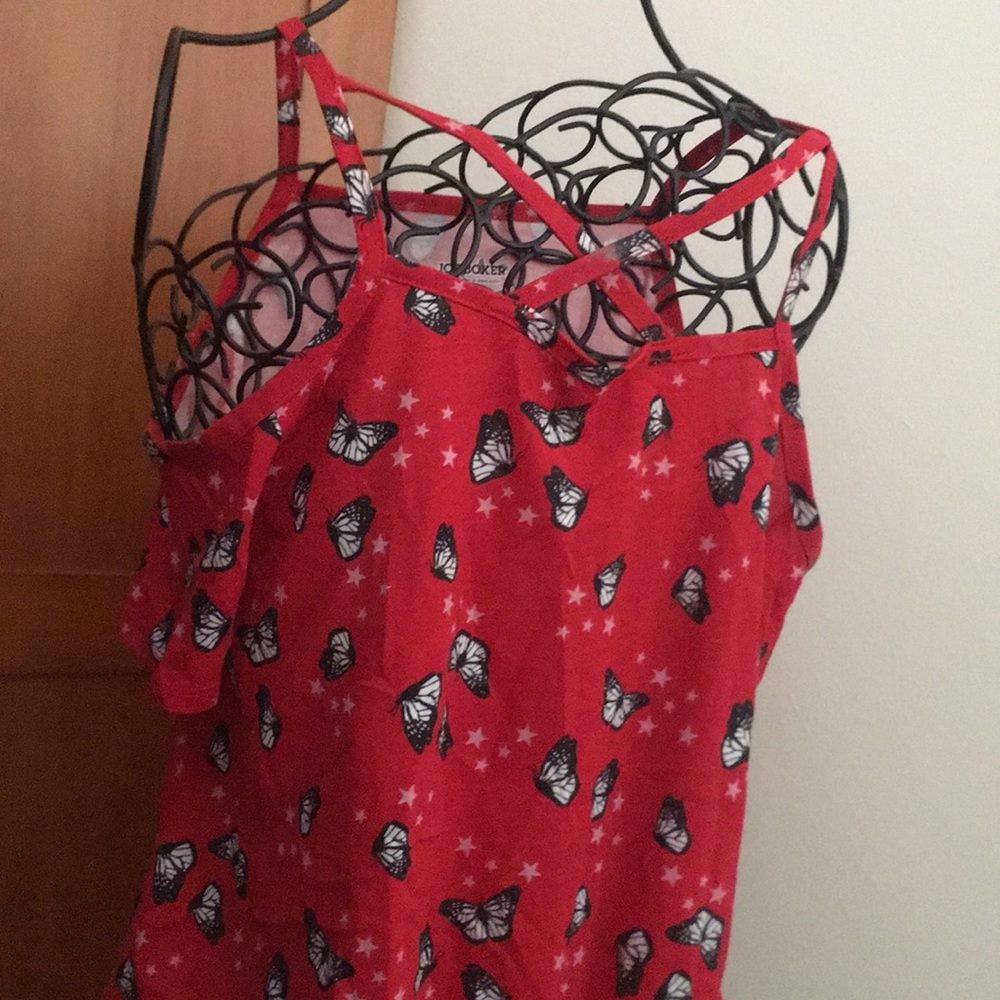 Cold Shoulder - Picture 3 of 6